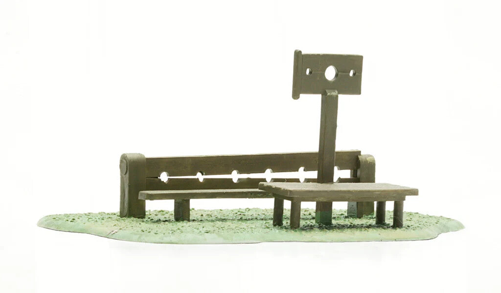Dapol Kitmaster "OO/HO" Village Stocks C073