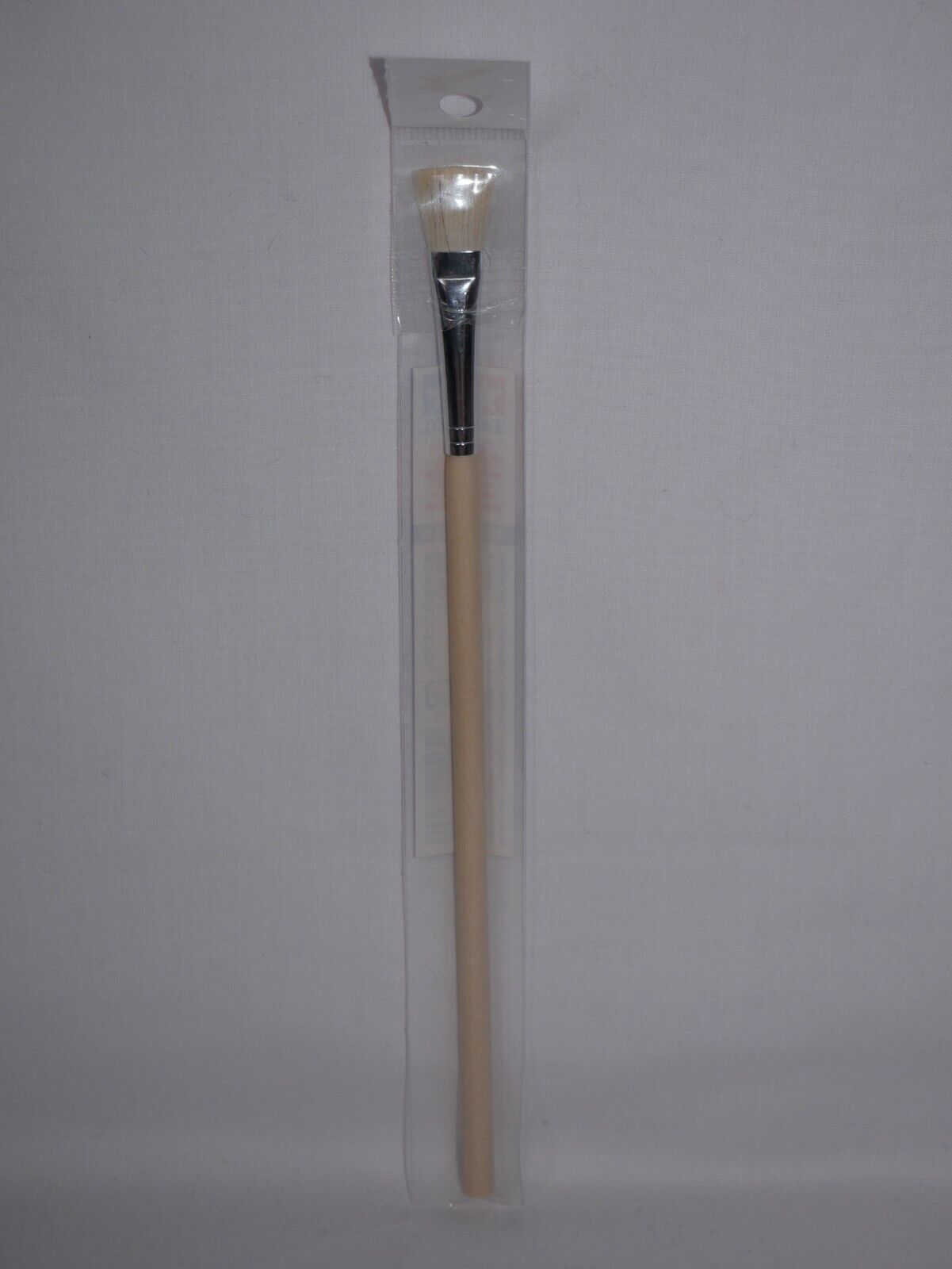 Tamiya Wooden Handle Horse-Hair Bristled No.5 Flat Modelling Paint Brush - 87013