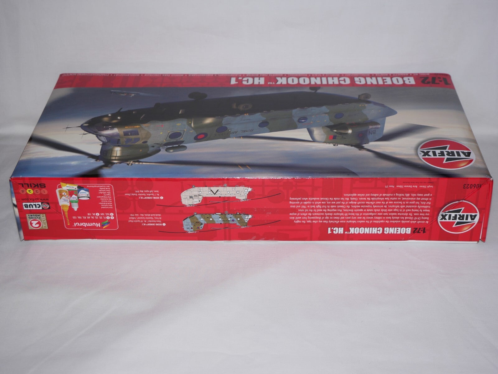 Airfix 1:72 Scale Model Kits Boeing Chinook HC.1 Helicopter Skill Level 3 A06023