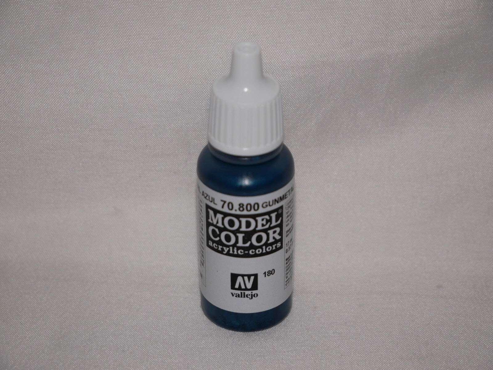 Vallejo Model Color Gunmetal Blue Acrylic 17ml/0.57 fl oz Dropper Bottle 70.800