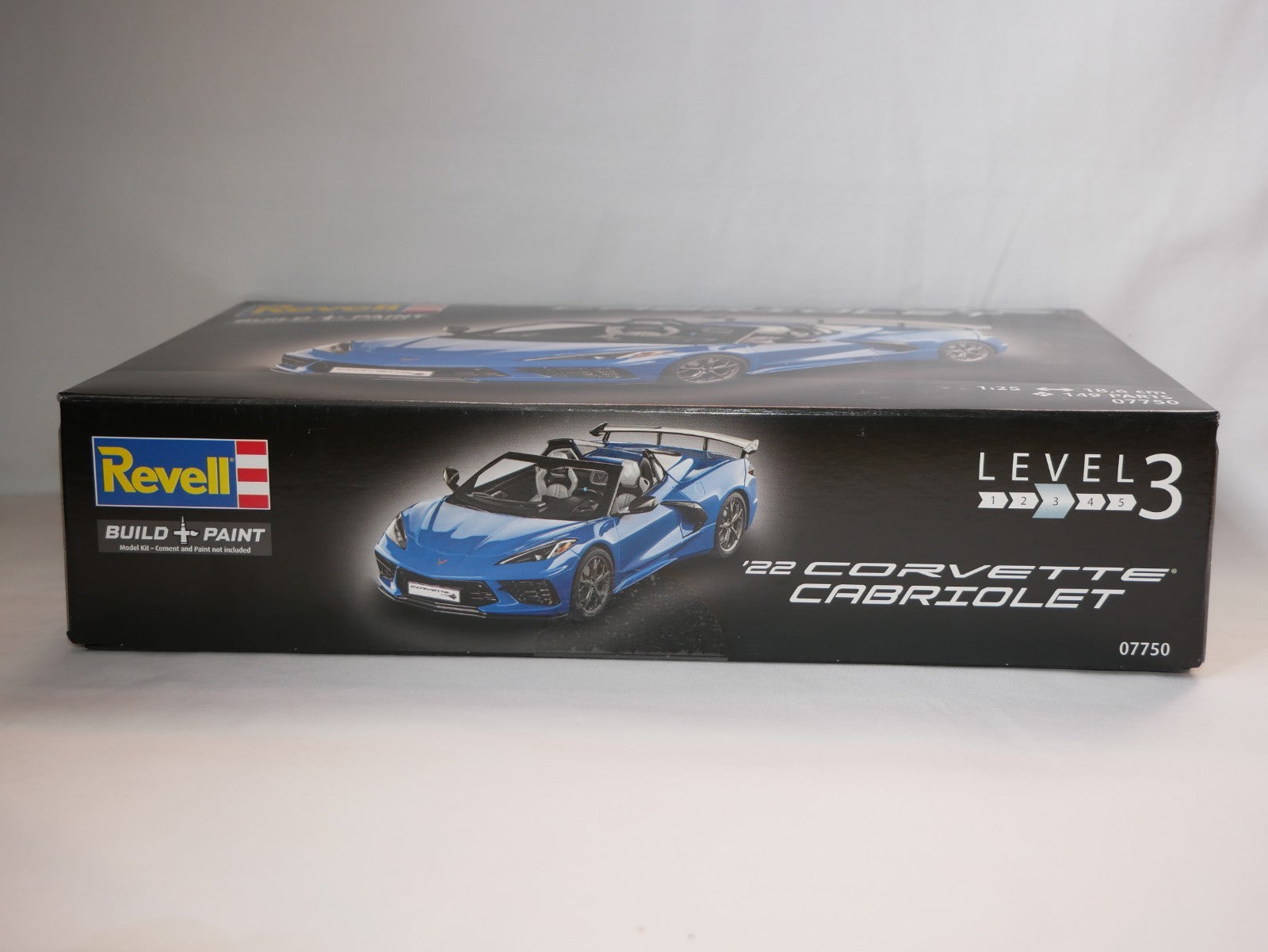 Revell 1:25 Scale Chevrolet Corvette C8 Cabriolet Sports Car Skill Level 3 07750