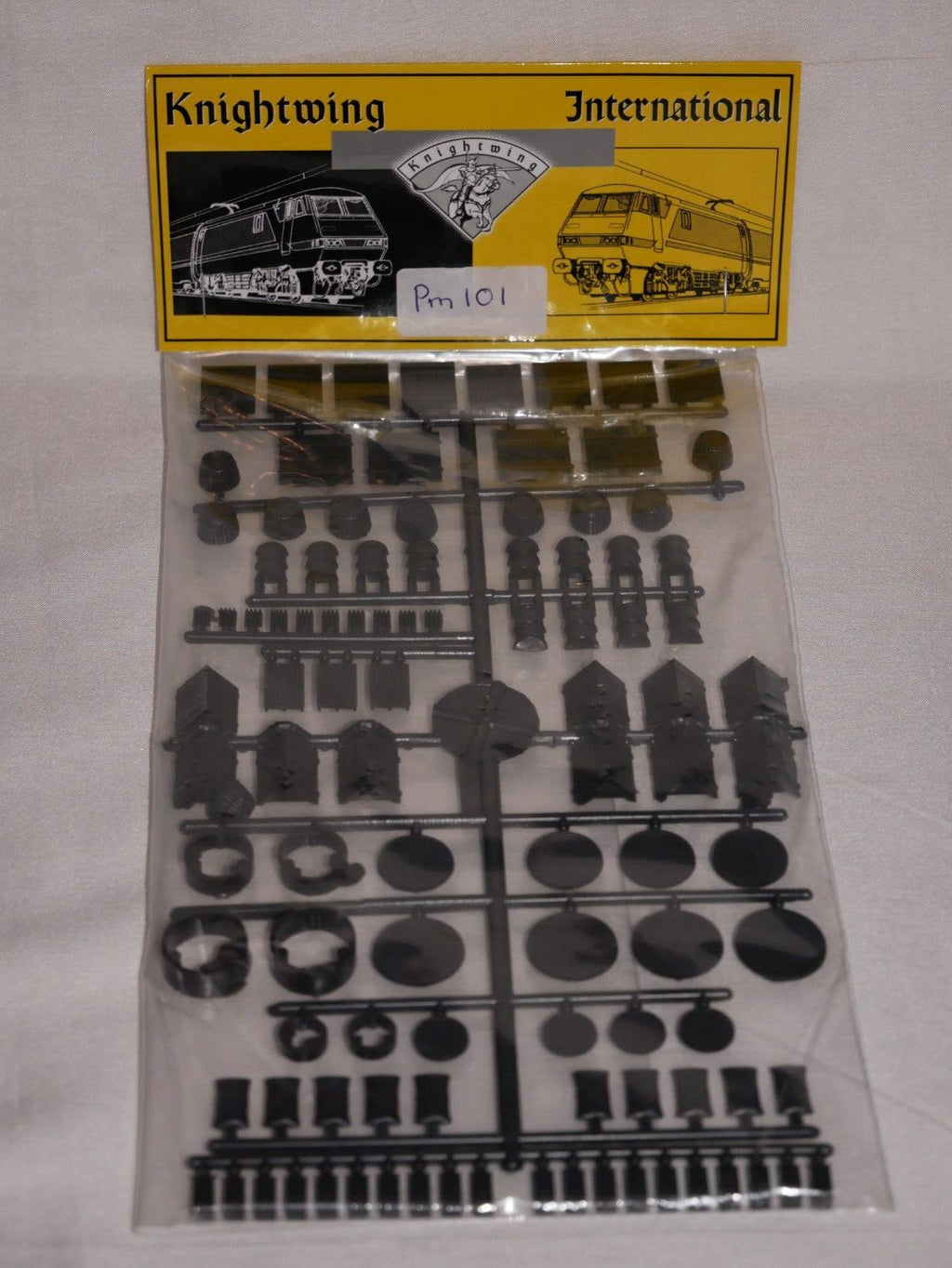 Knightwing Building Kits "OO/HO" Crates, Barrels, Sacks Ect 67 Items - PM101