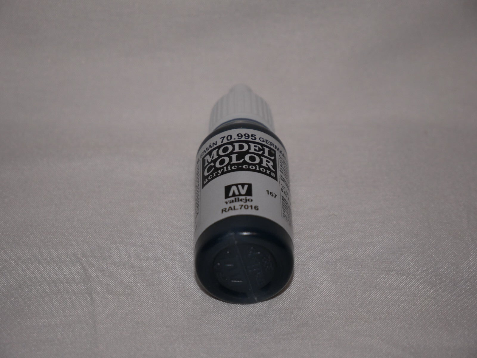 Vallejo Model Color German Grey Acrylic 17ml/0.57 fl oz Dropper Bottle  - 70.995