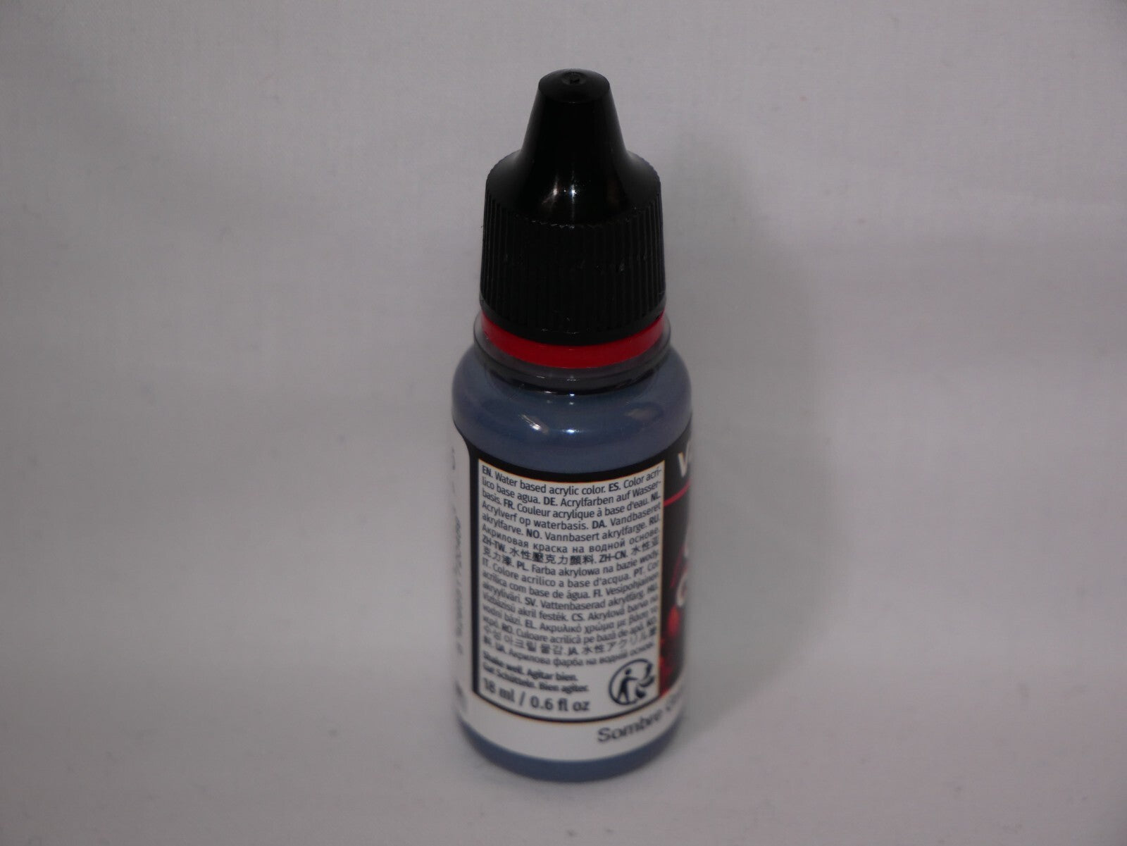 Vallejo Game Color Acrylics Sombre Grey 18ml/0.6 fl oz Dropper Bottle - 72.048