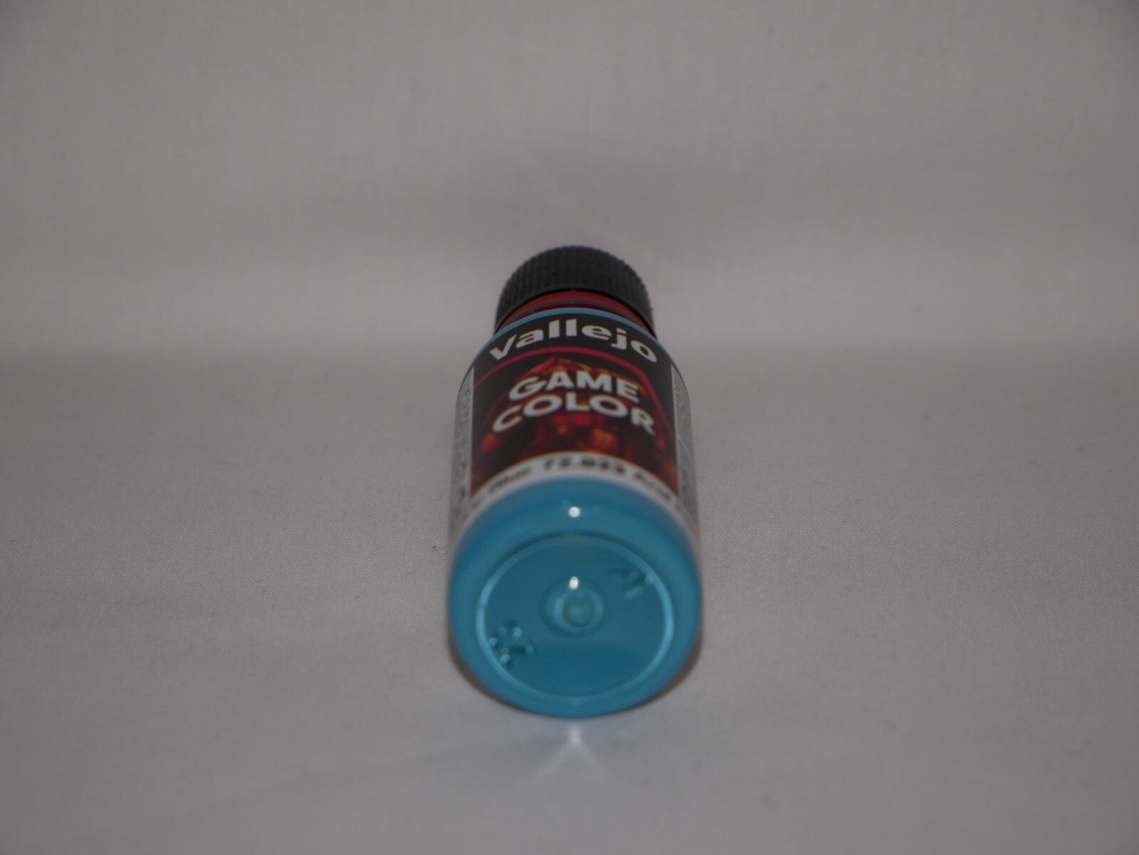 Vallejo Game Color Acrylics Electric Blue 18ml/0.6 fl oz Dropper Bottle - 72.023