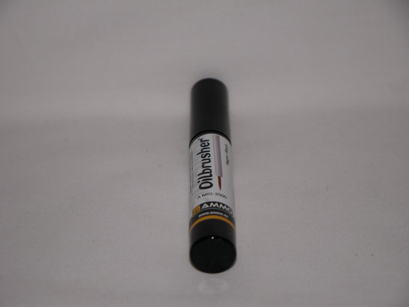 Ammo By Mig Jimenez Oilbrusher Range Black With Fine Brush Applicator A.MIG-3500