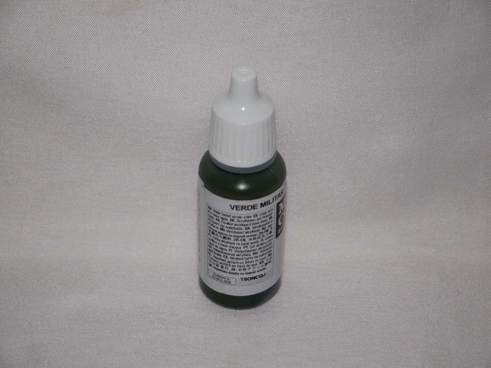 Vallejo Model Color Military Green Acrylic 17ml/0.57 fl oz Dropper Bottle 70.975