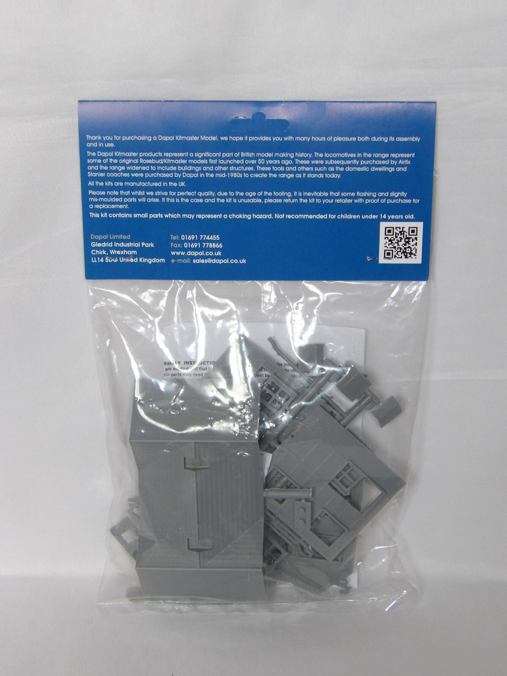 Dapol Kitmaster  "OO/HO" Country Inn C025