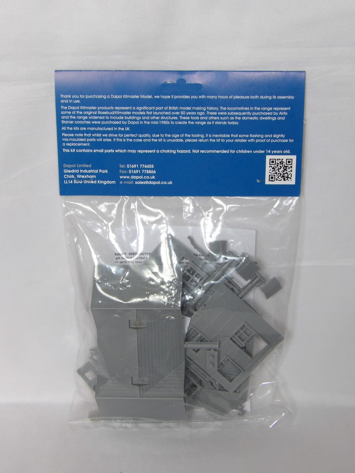 Dapol Kitmaster  "OO/HO" Country Inn C025