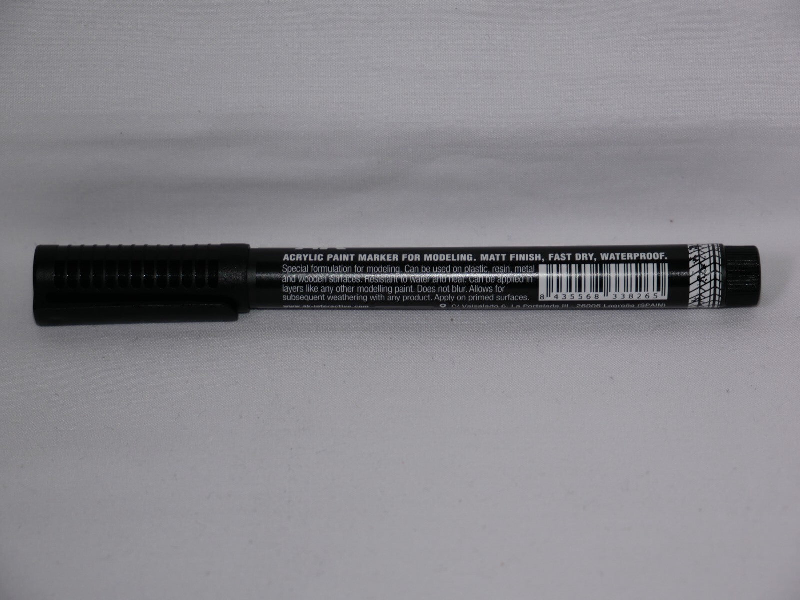 AK Interactive Real Colors Acrylic Fast Dry Paint Marker Pen Rubber Black RCM001