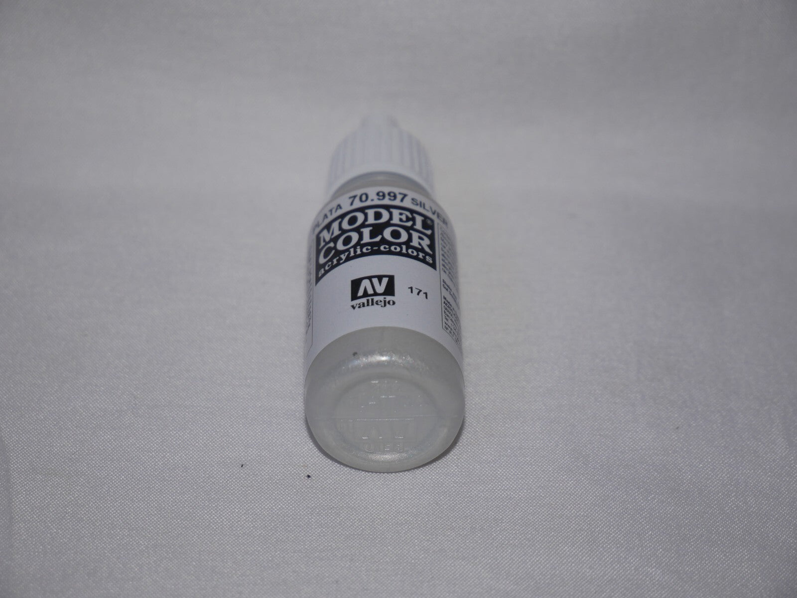 Vallejo Model Color Silver Metallic Acrylic 17ml Dropper Bottle - 70.997