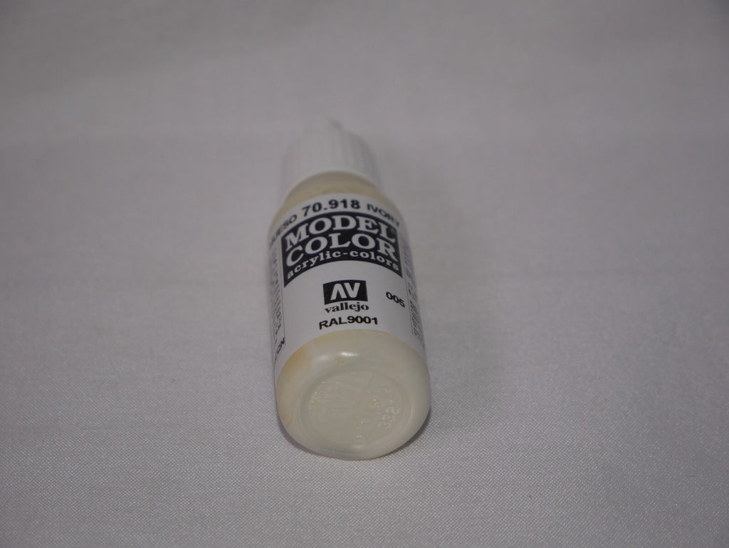 Vallejo Model Color Ivory Acrylic 17ml/0.57 fl oz Dropper Bottle - 70.918