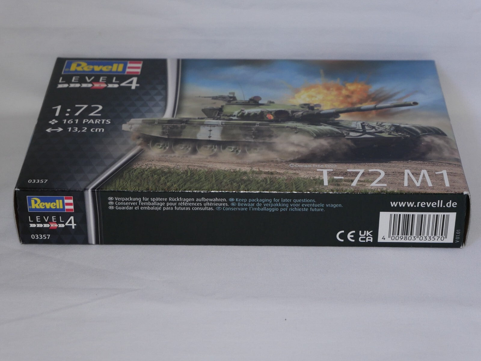 Revell 1:72 Scale T-72 M1 Soviet Main Battle Tank Model Kit Skill Level 4 03357