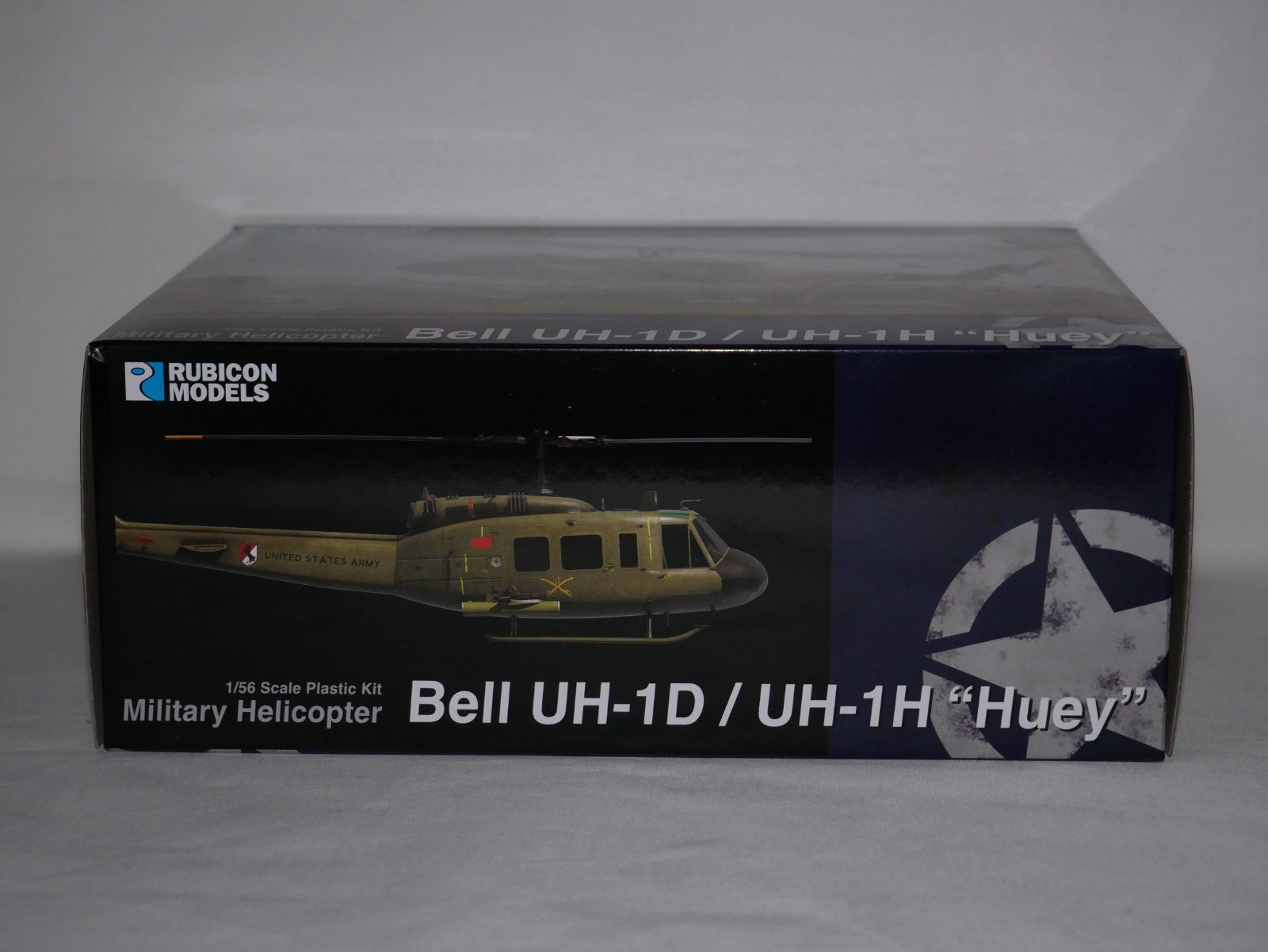 Rubicon Models 1:56 Scale Bell UH-1D / UH-1H "Huey" Military Helicopter - 280119