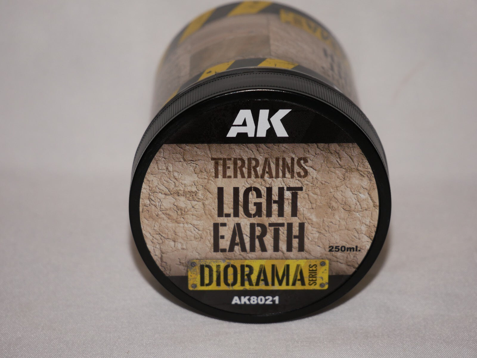 AK Interactive Diorama Series Terrains Light Earth Acrylic 250ml Tub AK8021