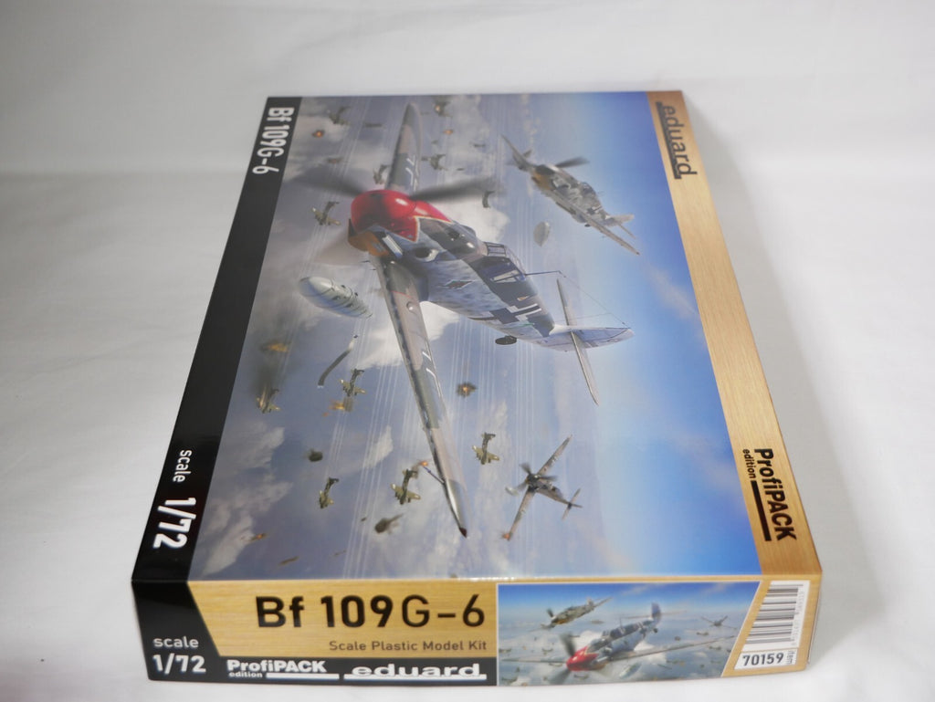 Eduard 1:72 Scale Plastic Kit Messerschmitt Bf 109G-6 ProfiPACK Edition - 70159