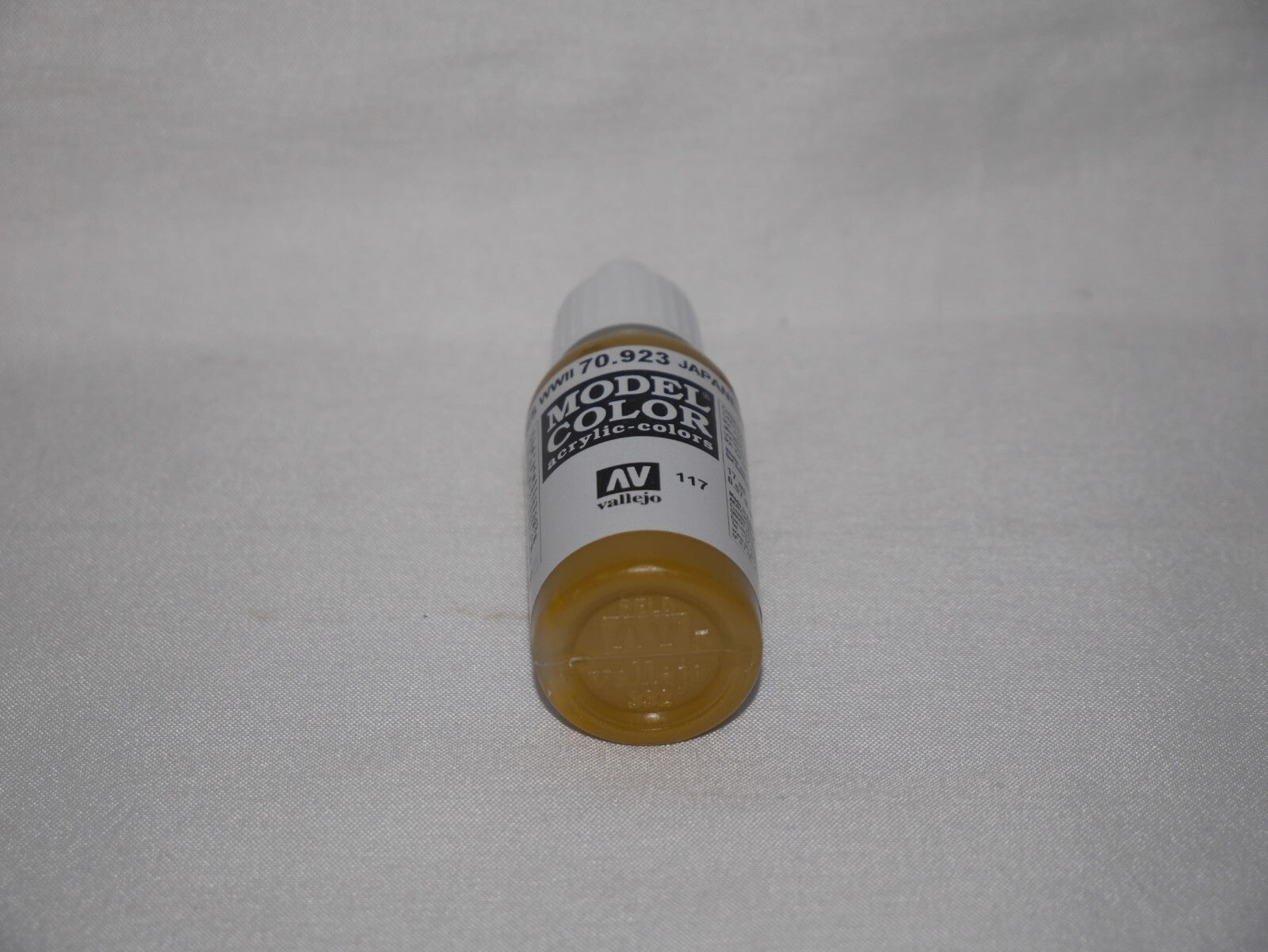 Vallejo Model Color WWII Japanese Uniform Acrylic 17ml Dropper Bottle - 70.923