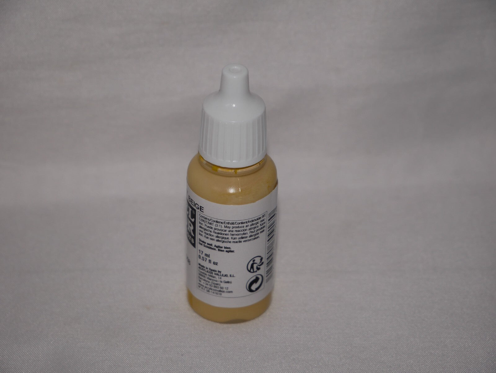 Vallejo Model Color Beige Acrylic 17ml/0.57 fl oz Dropper Bottle - 70.917