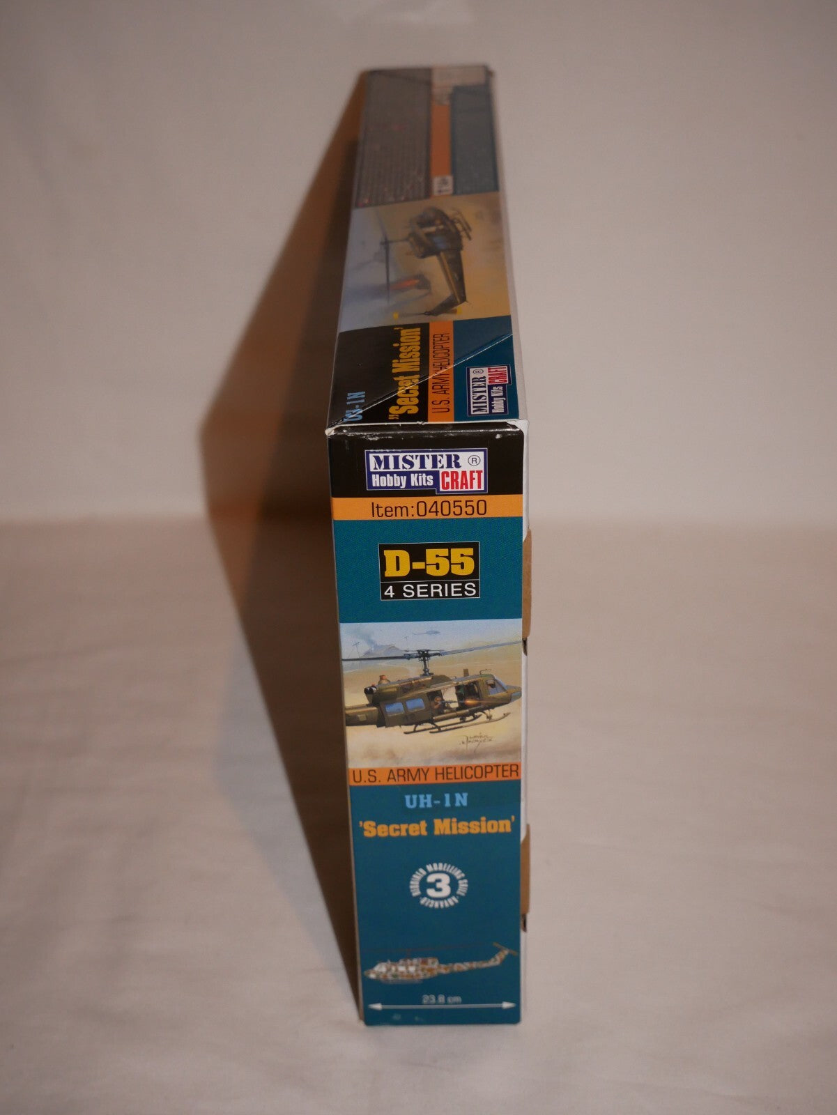 MisterCraft Hobby Kits 1:72 Scale (D-55) US Army UN-1N 'Secret Mission' - 040550