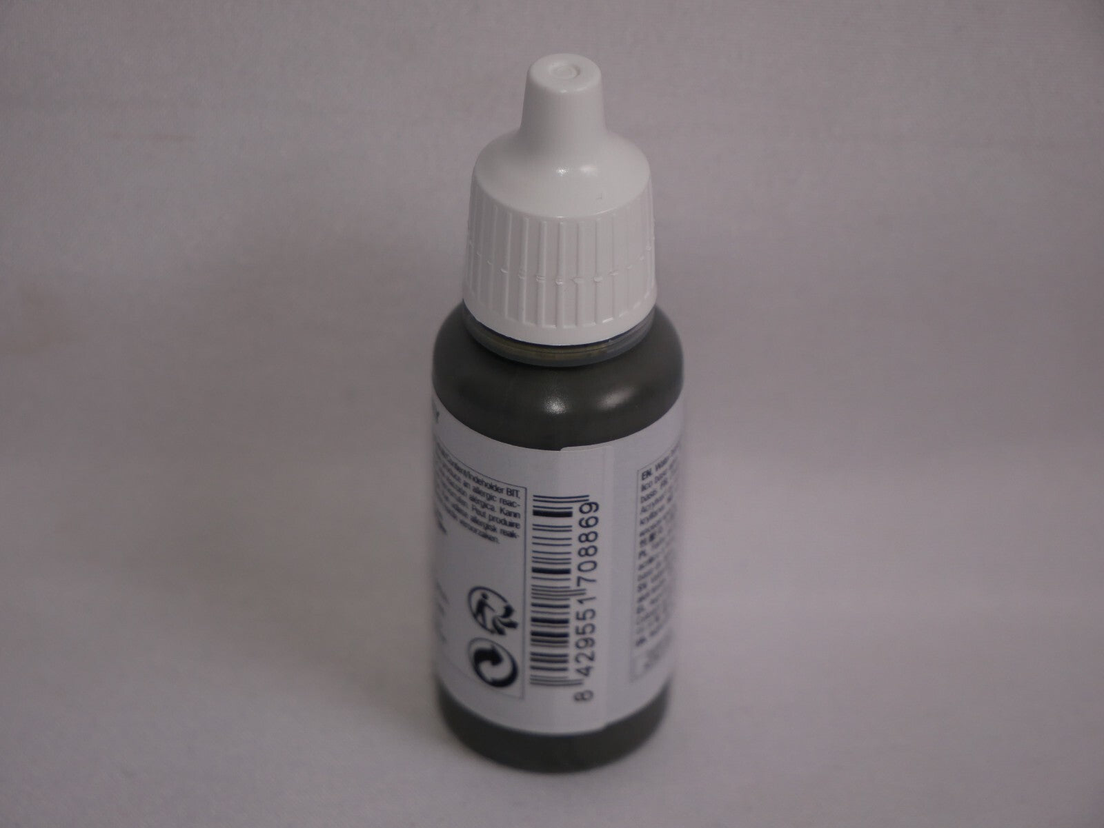 Vallejo Model Color Green Grey Acrylic 17ml/0.57 fl oz Dropper Bottle - 70.886