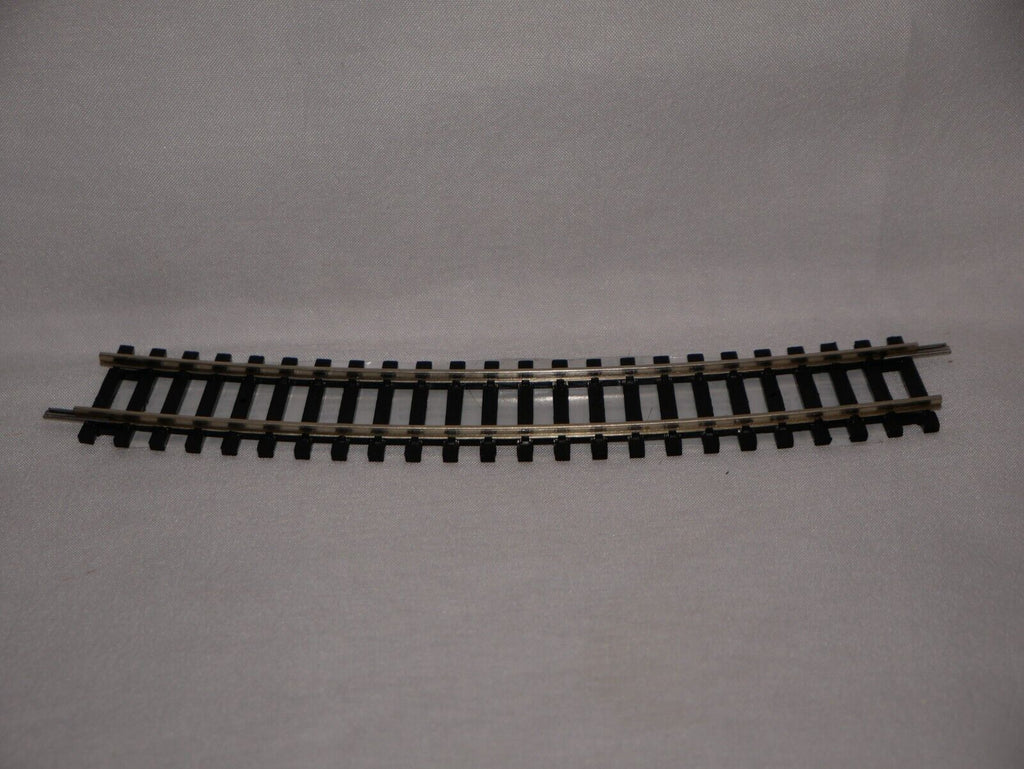 Hornby 1:76 Model Railway Track Single Piece 2nd Radius Standard Curve Arc R606