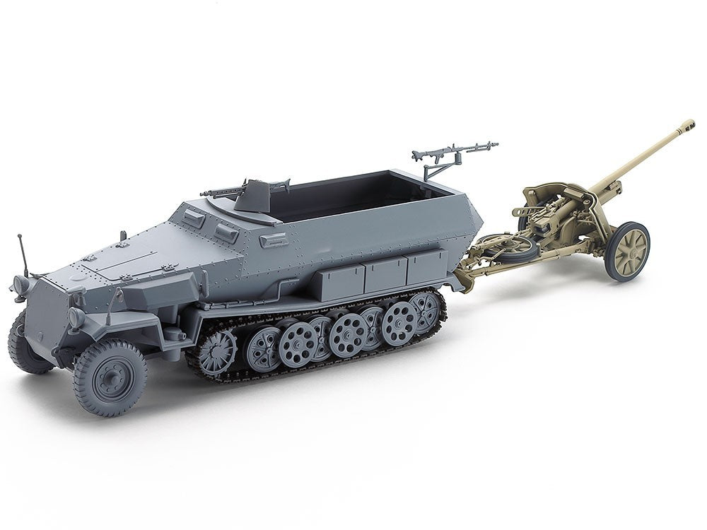 Tamiya 1:35 Scale WWII German 5cm Anti-Tank Gun (Pack38) Plastic Model Kit 35392