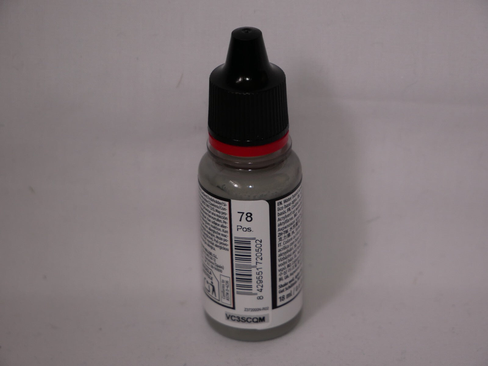 Vallejo Game Color Acrylics Neutral Grey 18ml/0.6 fl oz Dropper Bottle - 72.050