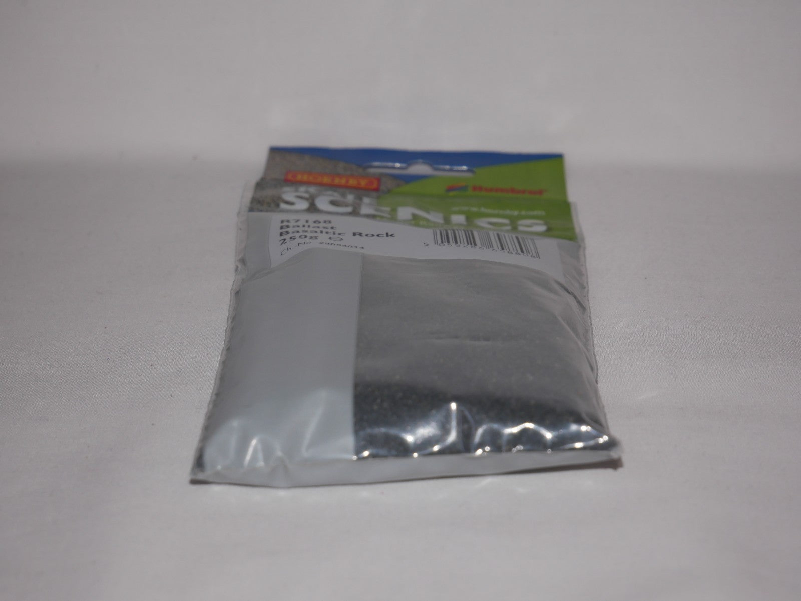 Hornby Skale Railway Scenics HO/OO Gauge Basaltic Rock Ballast 250g Bag - R7168