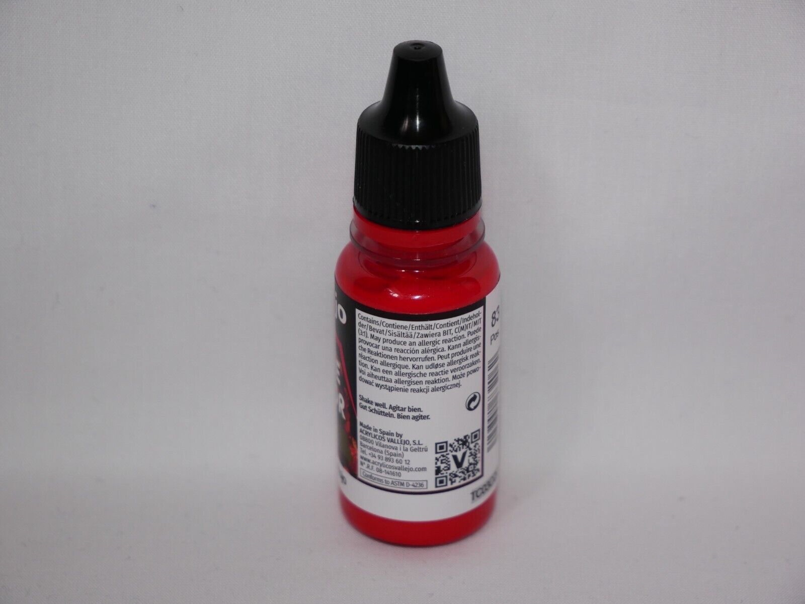 Vallejo Game Color Acrylic Washes Range Red 18ml/0.6 fl oz Dropper Bottle 73.206