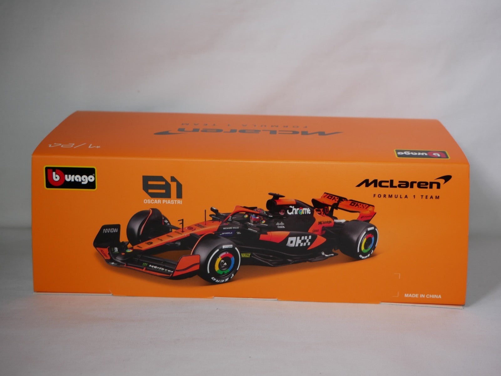 Burago 1:24 McLaren MCL38 Miami Grand Prix 2024 No.81 Oscar Piastri - #18-28033P