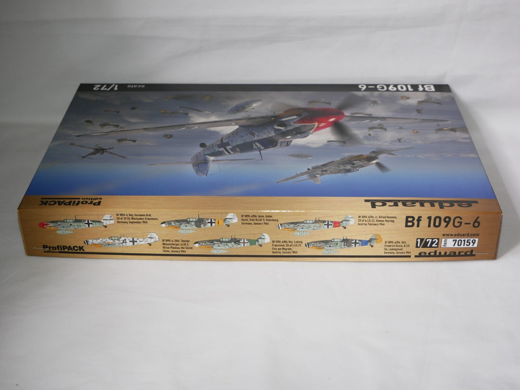 Eduard 1:72 Scale Plastic Kit Messerschmitt Bf 109G-6 ProfiPACK Edition - 70159
