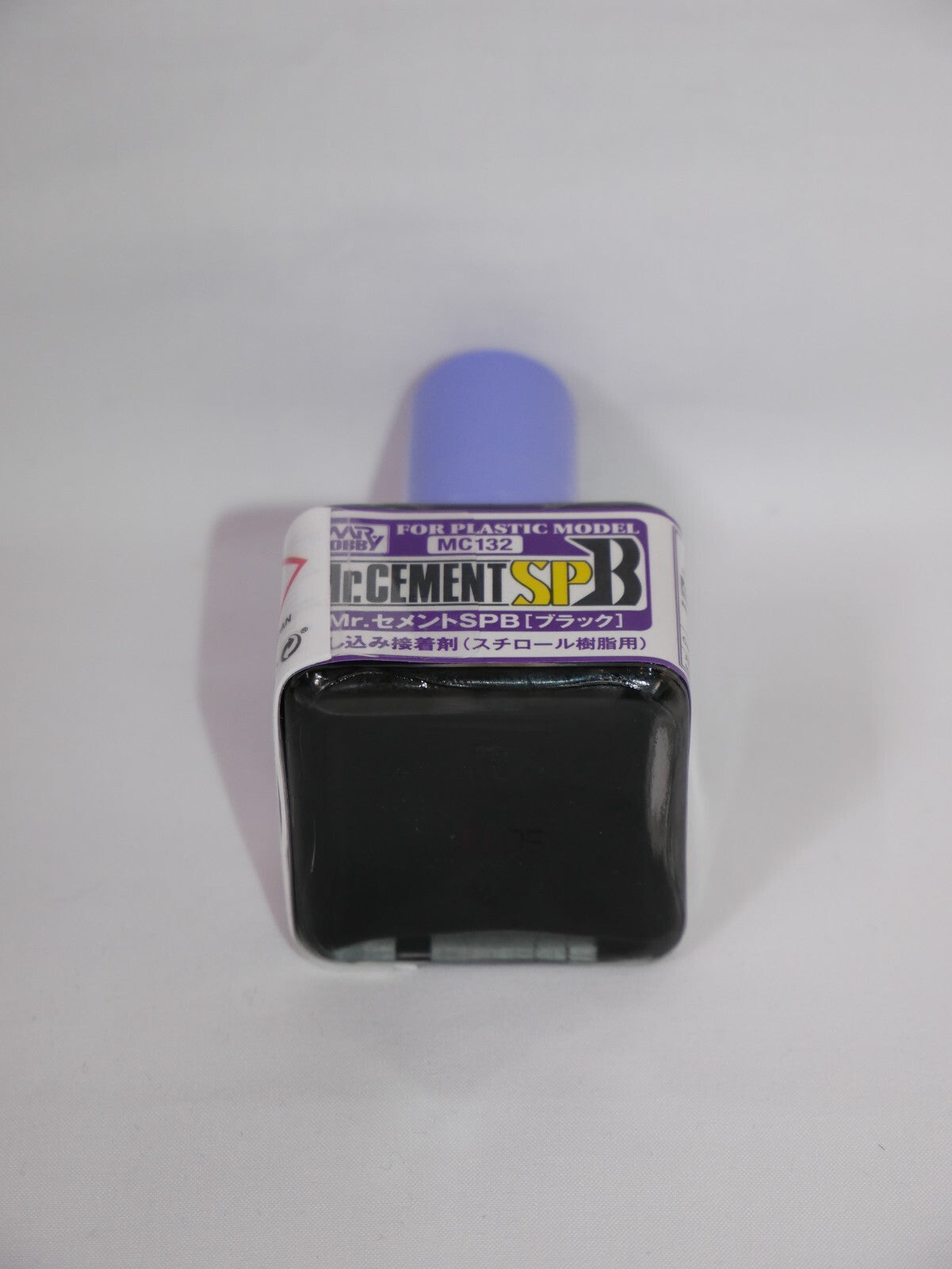 Mr Hobby Mr Cement SPB Black (Brush On Type) For Plastic Kits 40ml Bottle MC-132