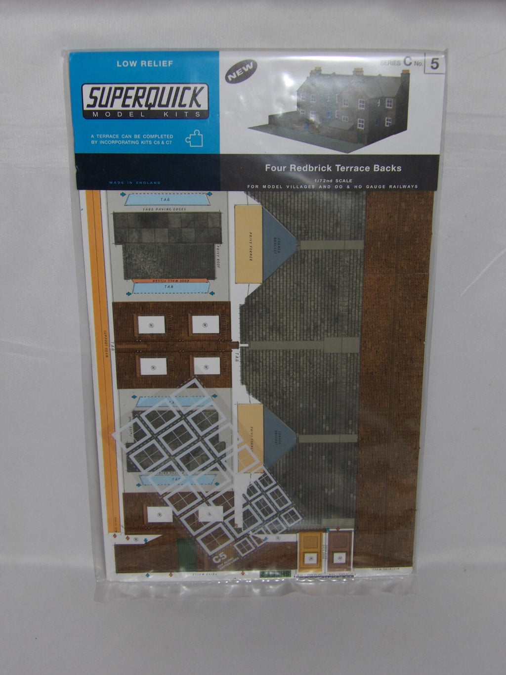 Superquick Low Relief Model Kits 1:76 Scale Four Red Brick Terrace Backs SQC5