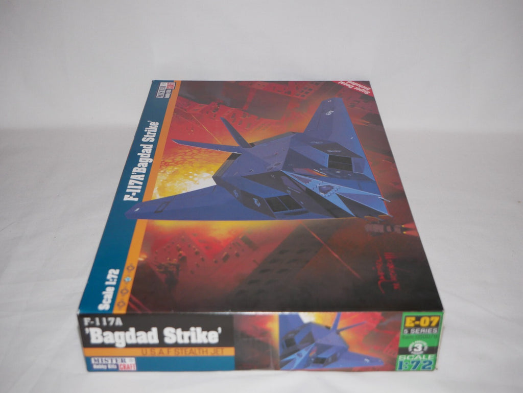 MisterCraft Hobby Kits 1:72 Scale (E-07) Lockheed F-117A Bagdad Strike - 050078