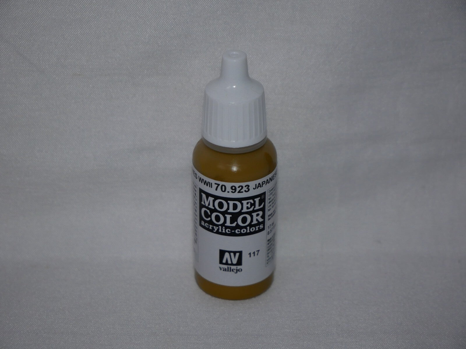 Vallejo Model Color WWII Japanese Uniform Acrylic 17ml Dropper Bottle - 70.923