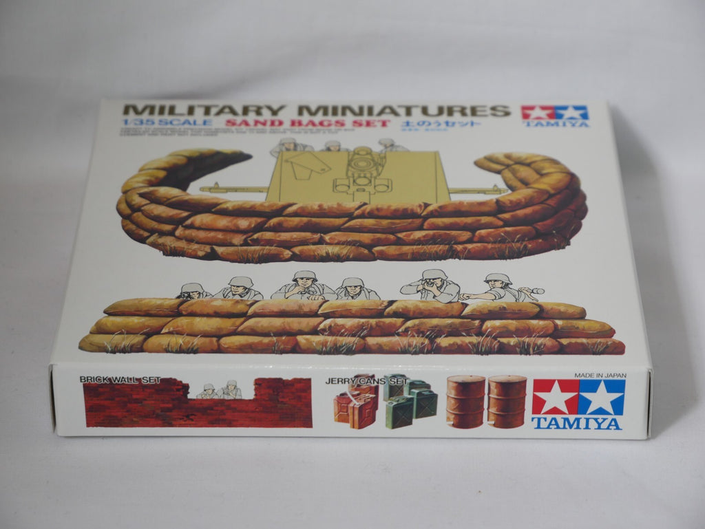 Tamiya Military Miniatures 1:35 Scale (48) Piece Plastic Sand Bag Kit Set 35025