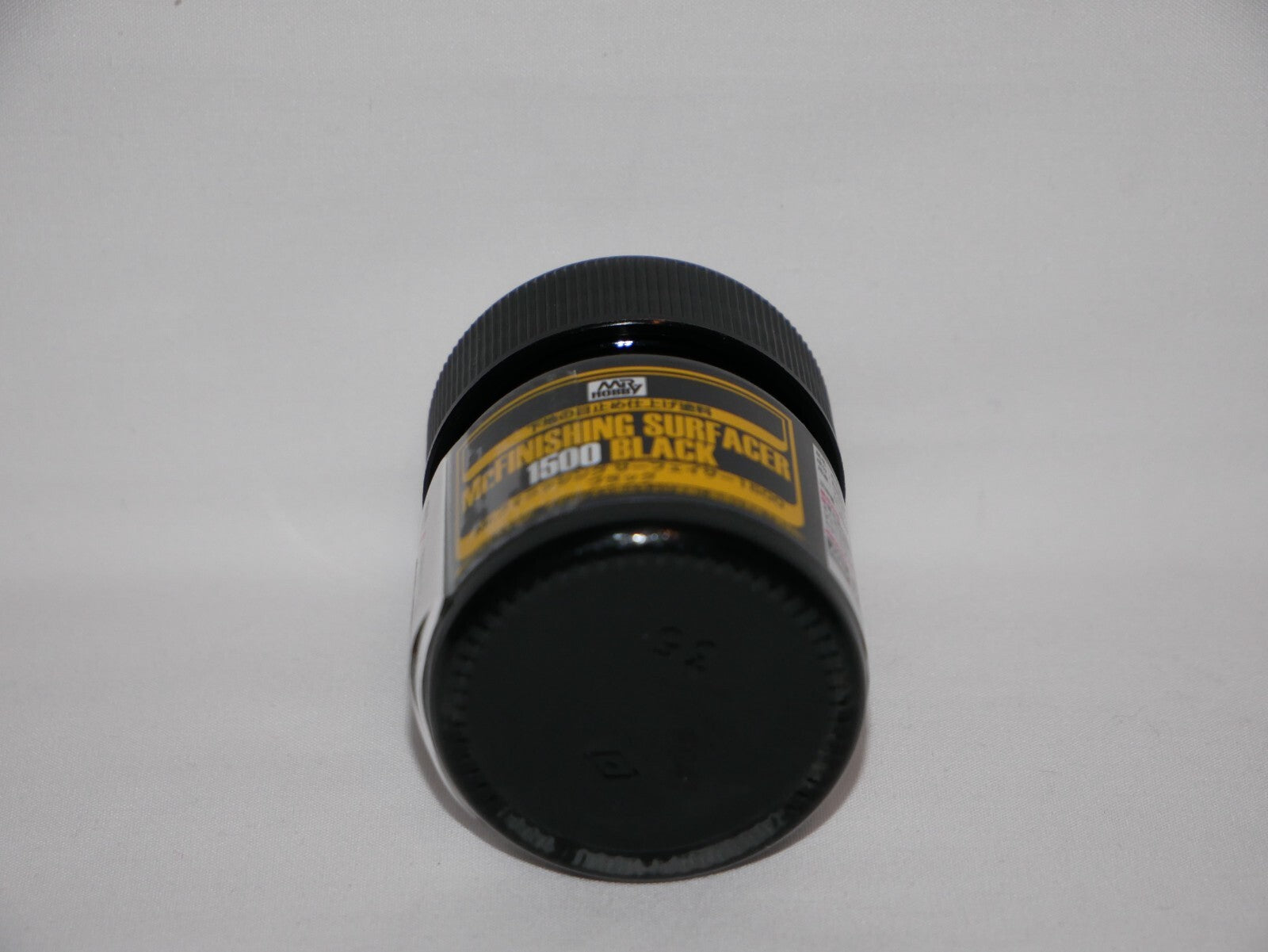 Mr Hobby Mr Finishing Surfacer 1500 Black Primer 40ml Glass Bottle - SF-288