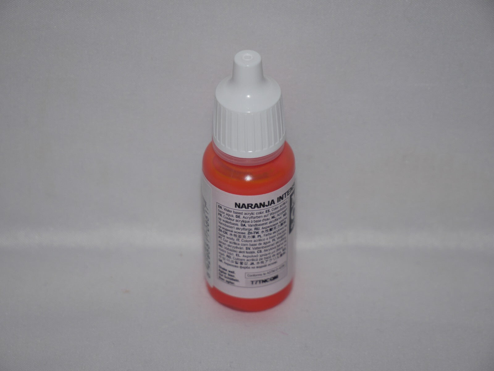Vallejo Model Color Bright Orange Acrylic 17ml/0.57 fl oz Dropper Bottle  70.851