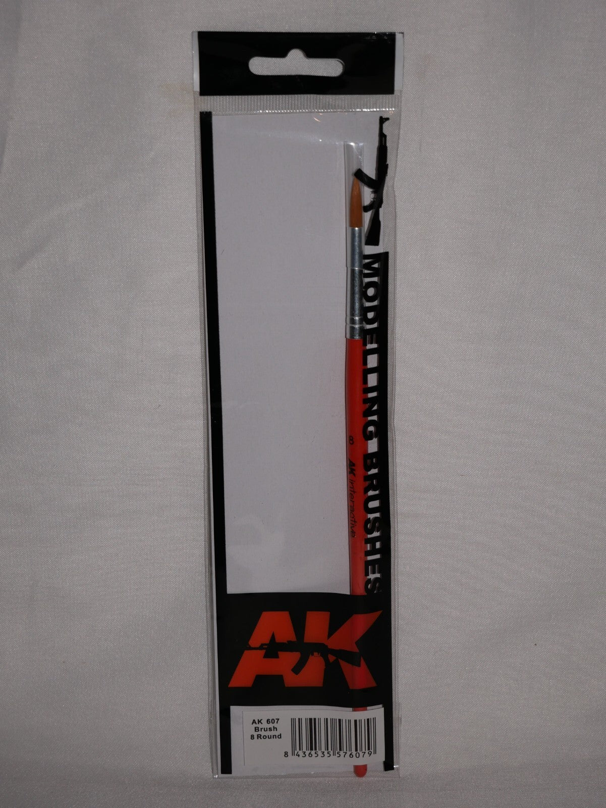 AK Interactive Size 8 Round Synthetic Hair Scale Modeling Paint Brushes - AK607