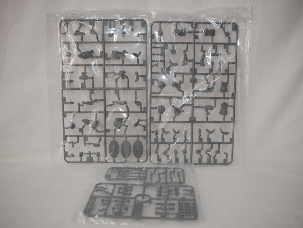Tamiya Military Miniatures 1:35 Scale German Infantry Set (Late WWII) - 35382