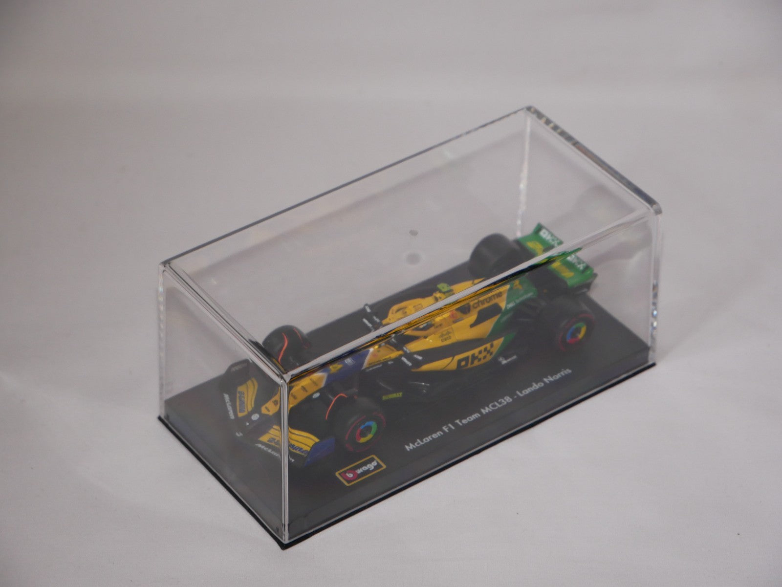 Burago 1:43 McLaren MCL38 Monaco Grand Prix 2024 No.4 Lando Norris - #18-38215NS