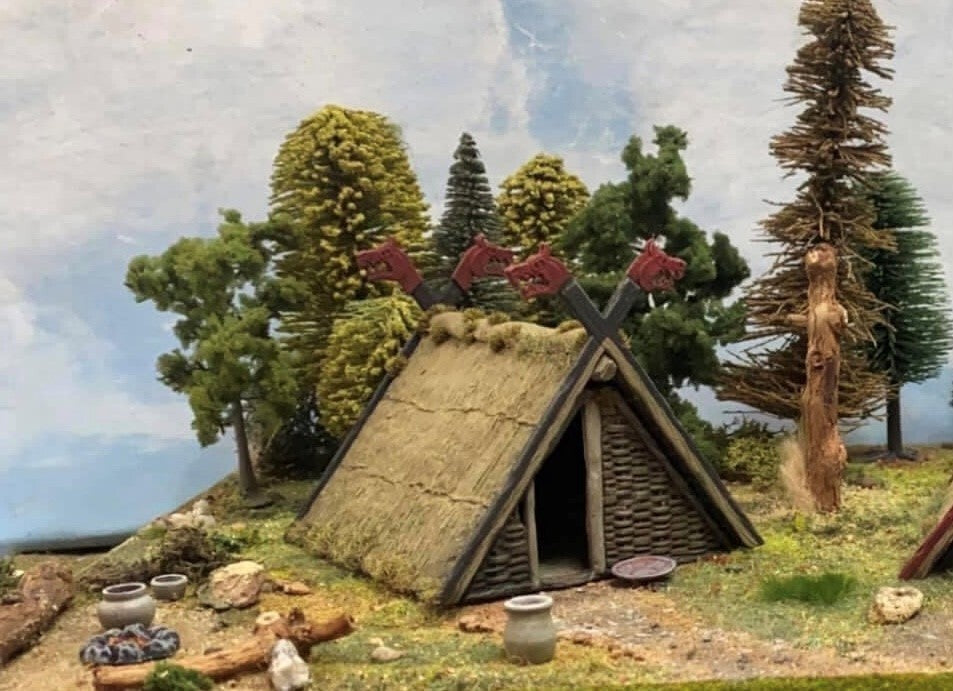 Renedra Ltd Generic Scenery & Bases 1/56th Scale Viking House For Wargaming RNVH