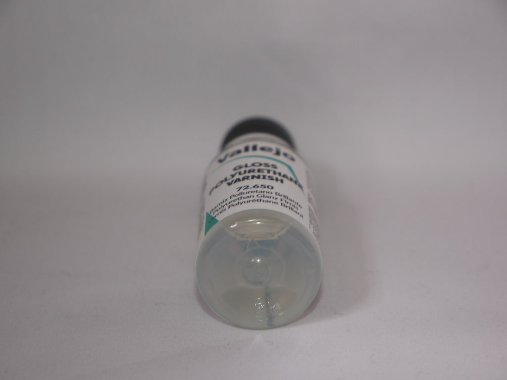 Vallejo Auxiliary Products Gloss Polyurethane Varnish 18ml Dropper Bottle 72.650