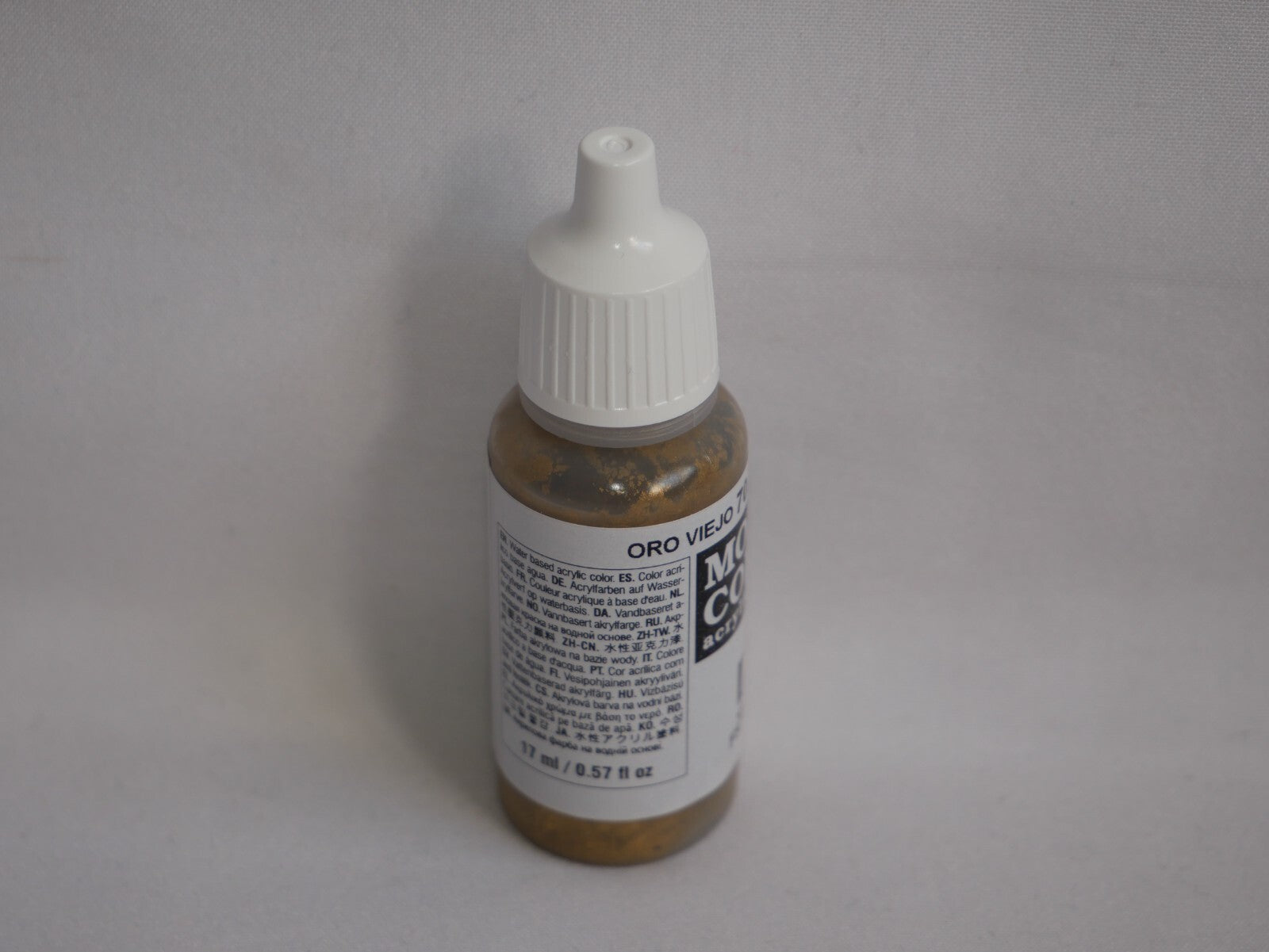 Vallejo Model Color Old Gold Metallic Acrylic 17ml/0.57 fl oz Dropper - 70.878