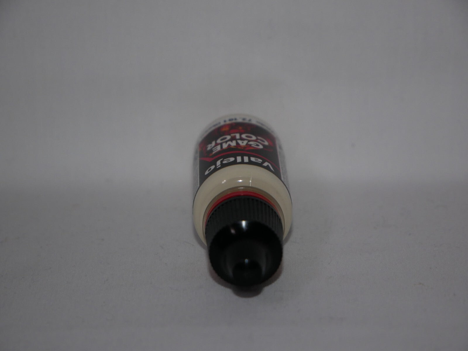 Vallejo Game Color Acrylic Range Off-White 18ml/0.6 fl oz Dropper Bottle 72.101