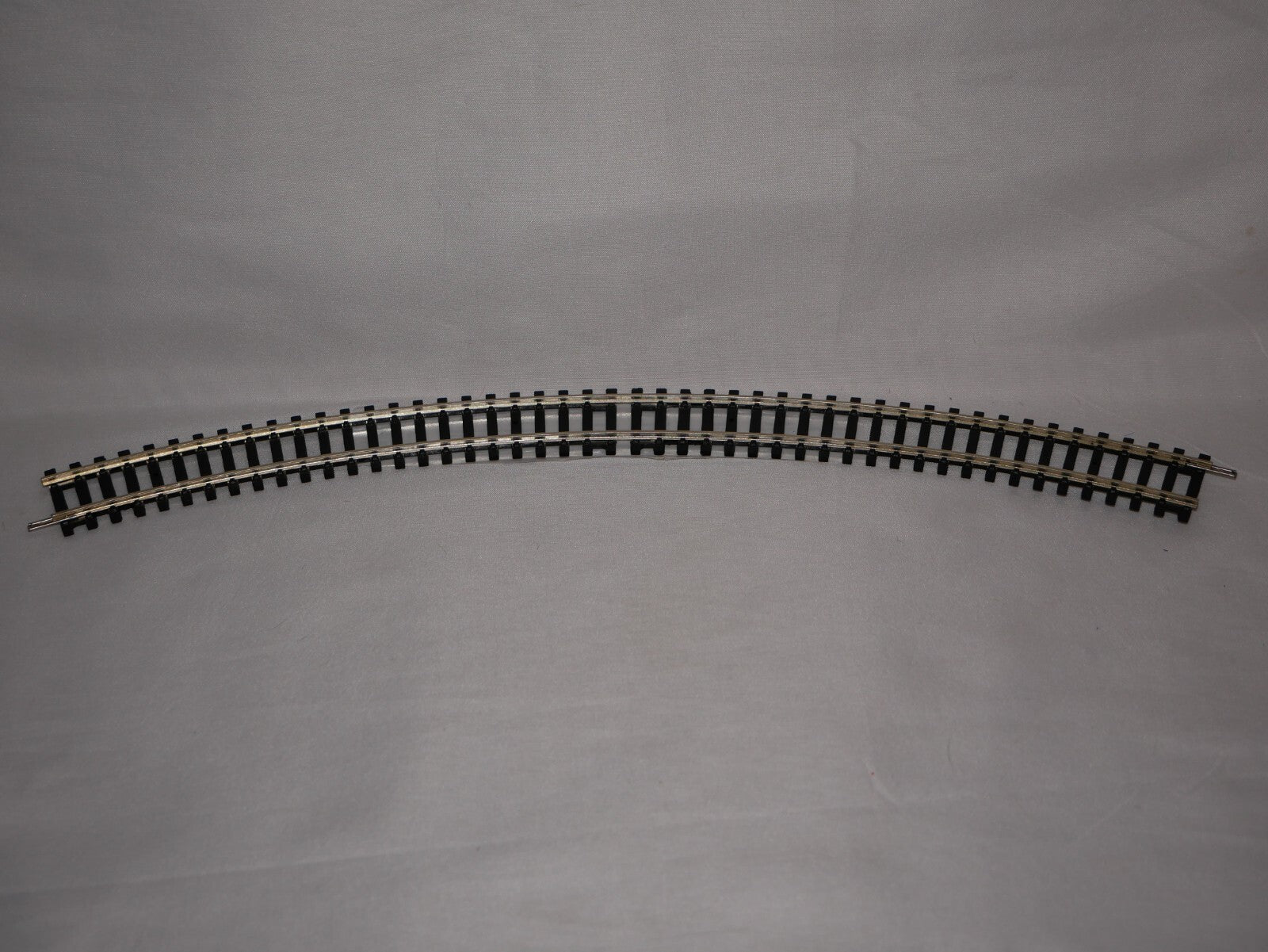 Hornby 1:76 Model Railway Track Single Piece 2nd Double Curve 45deg Radius R607