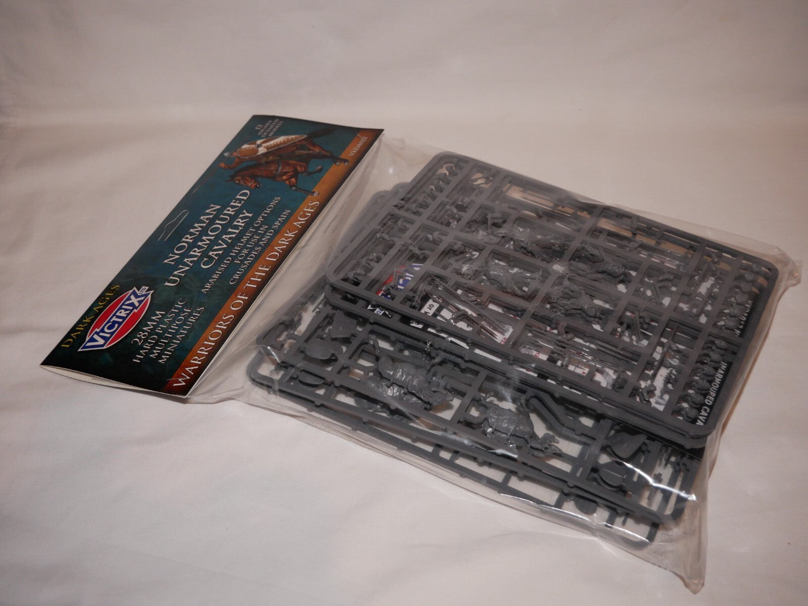 Victrix Warriors Of The Dark Ages 28mm Plastic Norman Unarmoured Cavalry - VXDA012