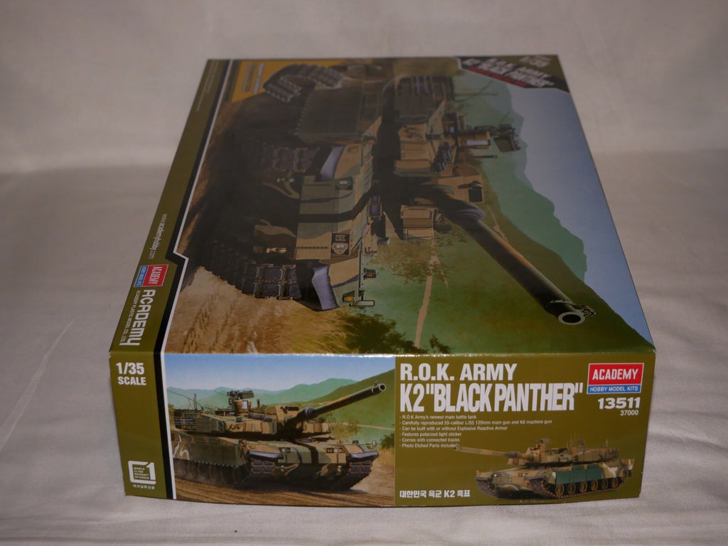 Academy Hobby Model 1:35 Scale R.O.K Army K2 Black Panther Skill Level 4 - 13511