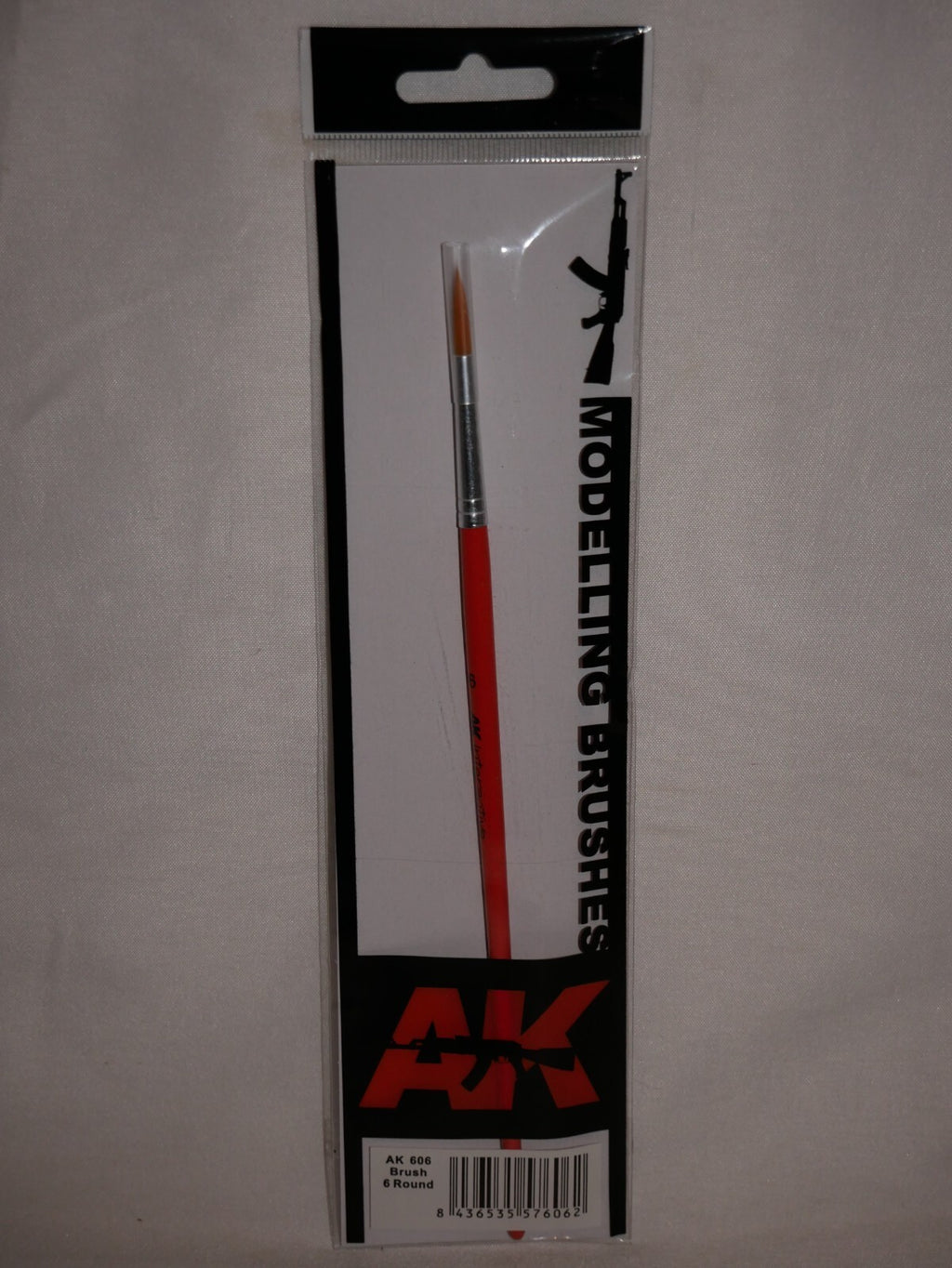 AK Interactive Size 6 Round Synthetic Hair Scale Modeling Paint Brushes - AK606