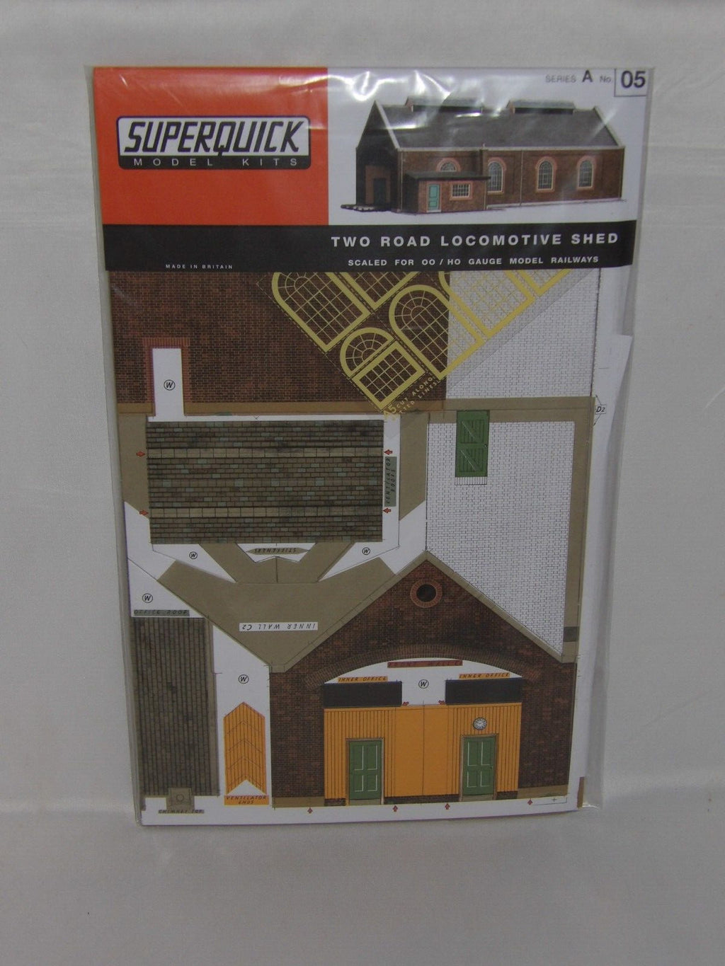 Superquick Kits 1:76 Scale Two Road Locomotive Shed Scaled For OO & HO - SQA5